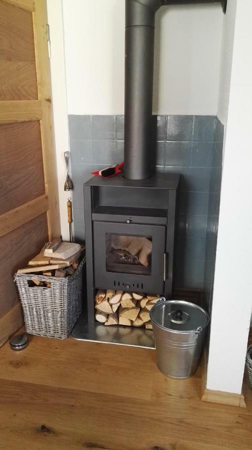 グンツェンハウゼン Haus Liebevoll In Wald 102ヴィラ エクステリア 写真
