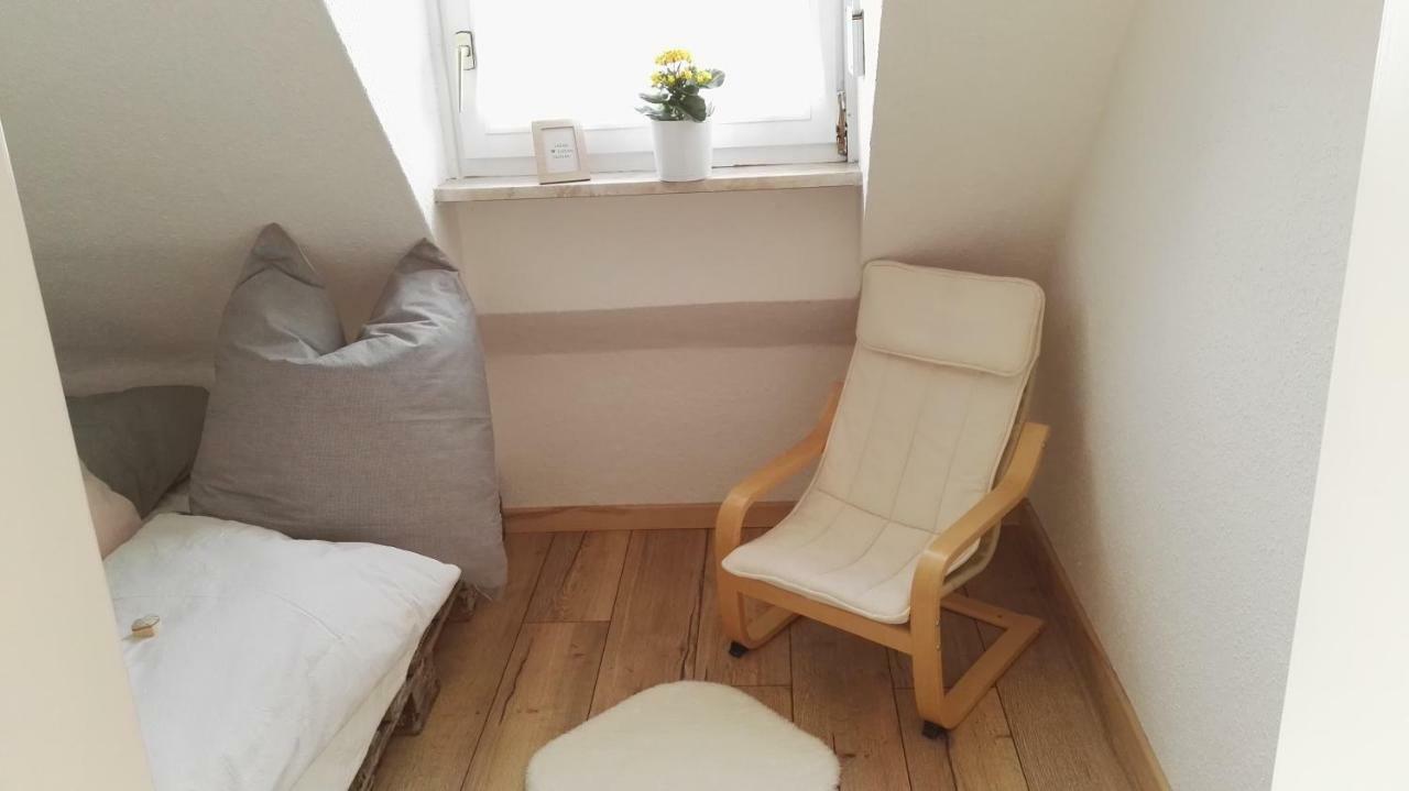 グンツェンハウゼン Haus Liebevoll In Wald 102ヴィラ エクステリア 写真
