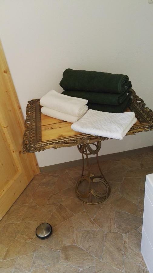 グンツェンハウゼン Haus Liebevoll In Wald 102ヴィラ エクステリア 写真