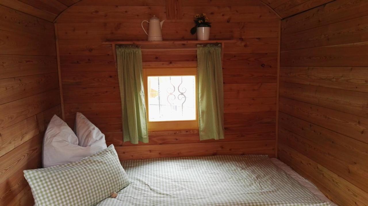 グンツェンハウゼン Haus Liebevoll In Wald 102ヴィラ エクステリア 写真